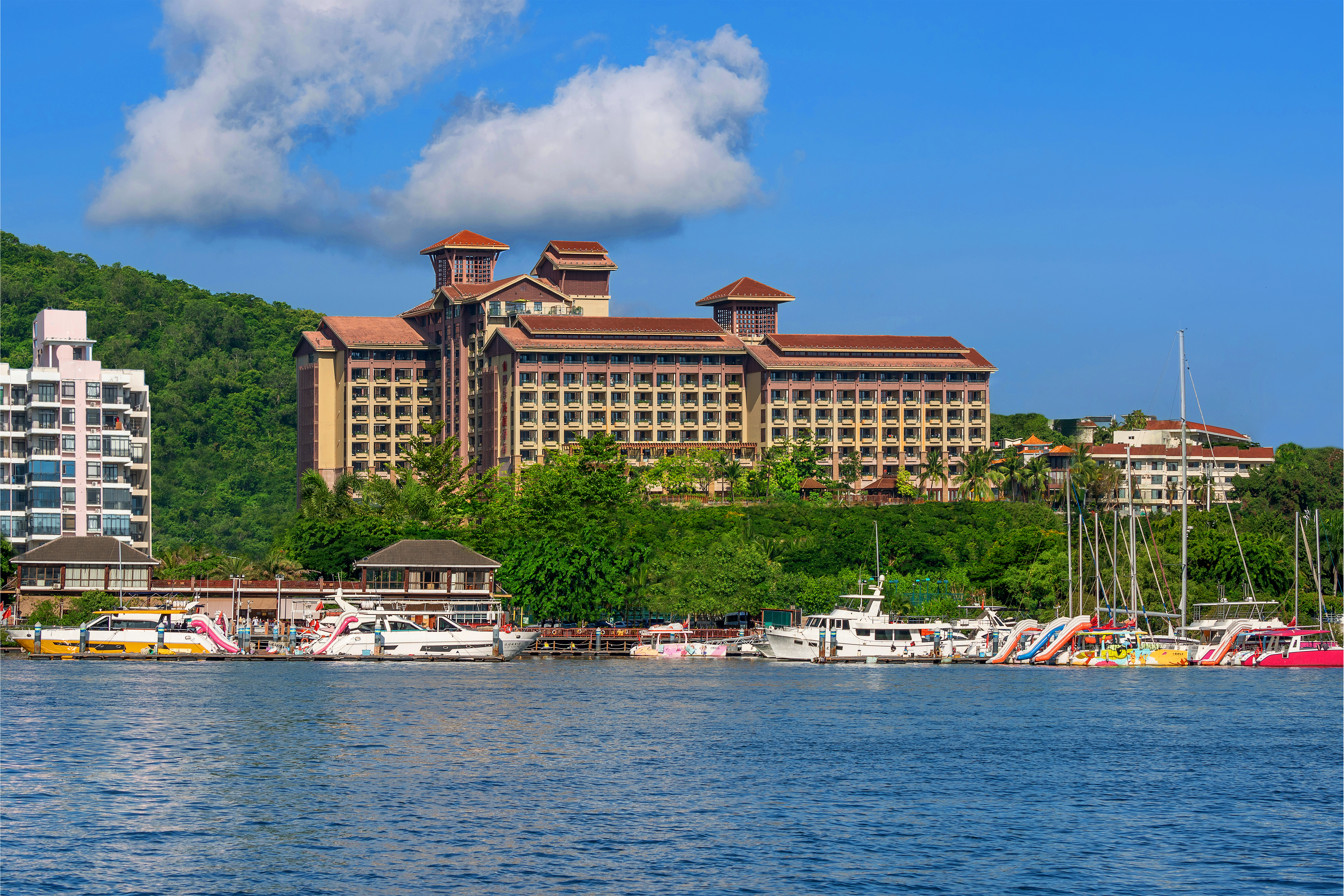 Four seasons ocean courtyard hotel 封面图