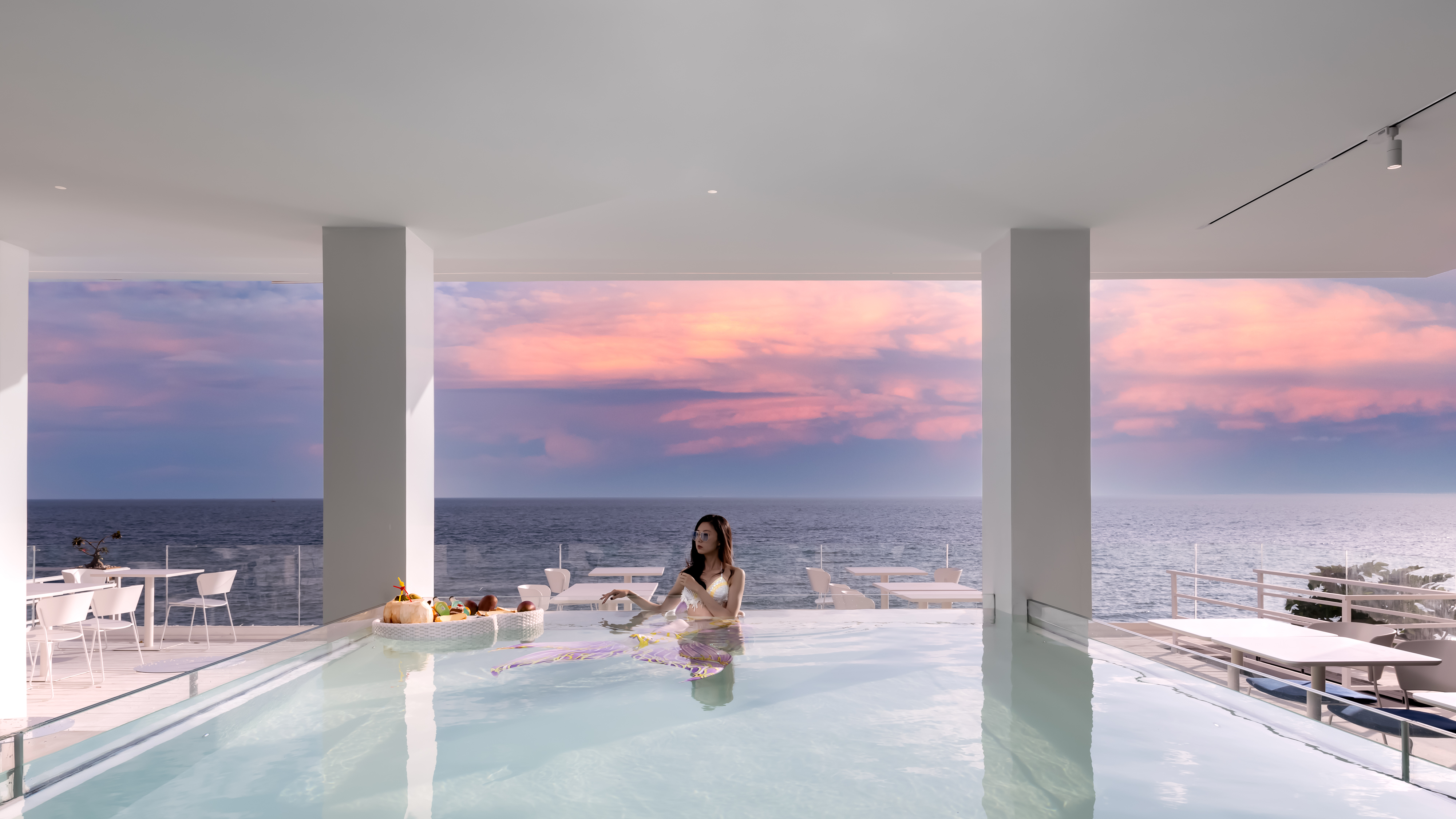 ON THE SEA 海上生明月｜设计师海景酒店(三亚天涯小镇店)图片1