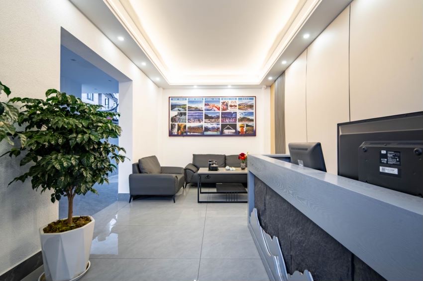 Moonlight·拾月丨轻奢新概念投影观景度假美宿(丽江古城店)图片5