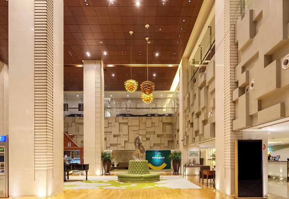 假日 上海 远景图片