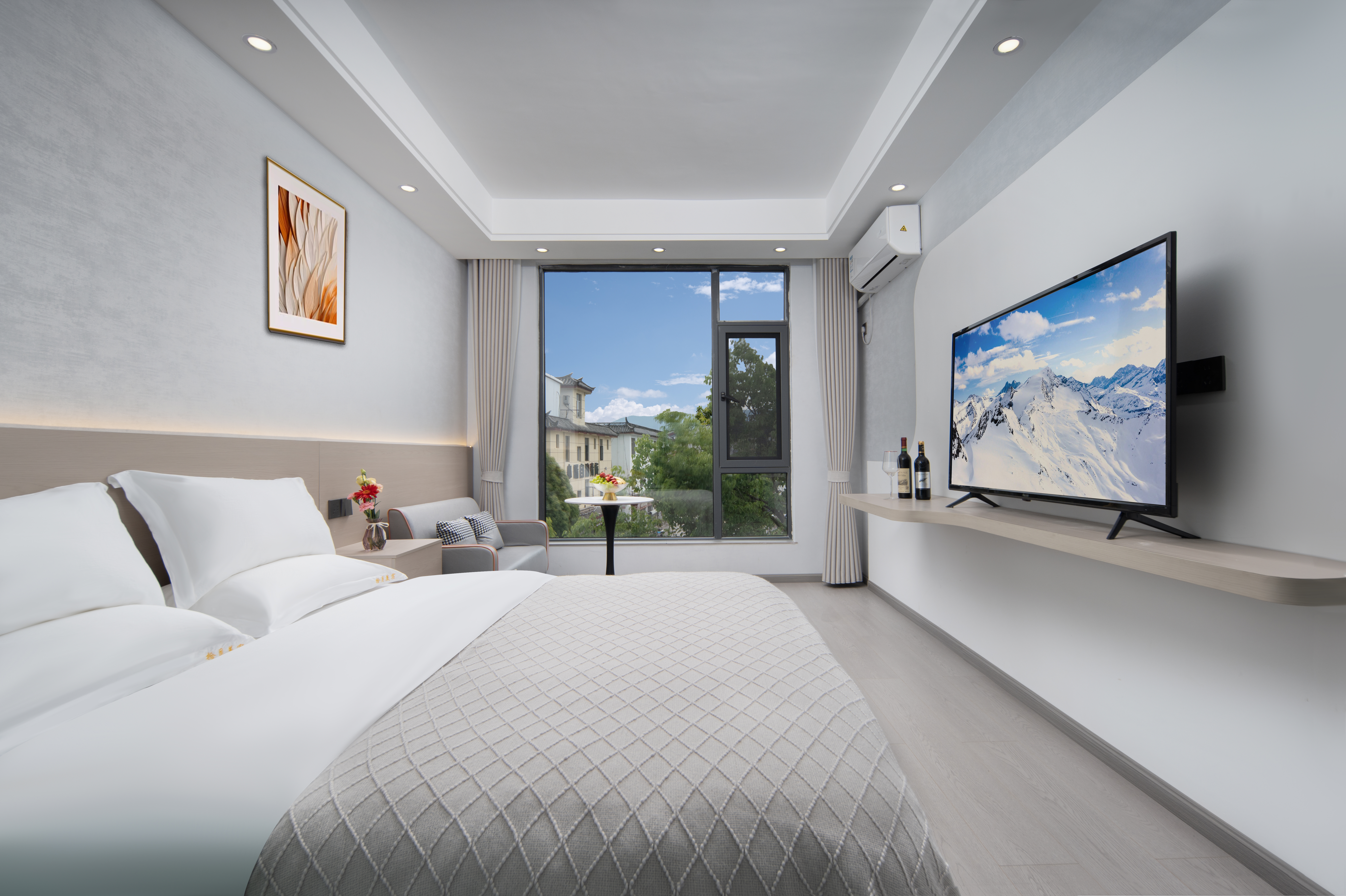 Moonlight·拾月丨轻奢新概念投影观景度假美宿(丽江古城店)图片4