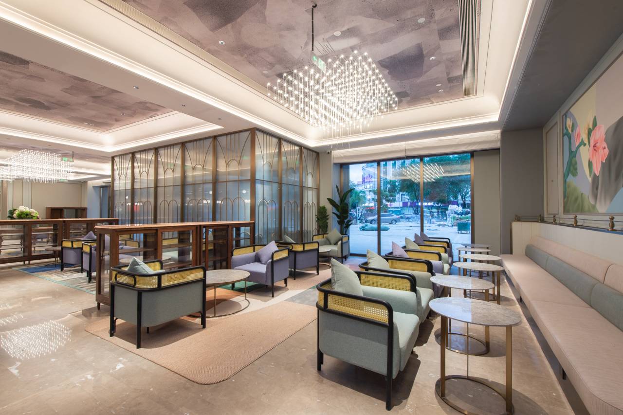 三亚湾中心美居酒店图片7