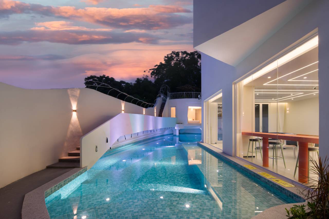 三亚盛歌泳池青旅民宿(亚龙湾森林公园博后村店)图片2