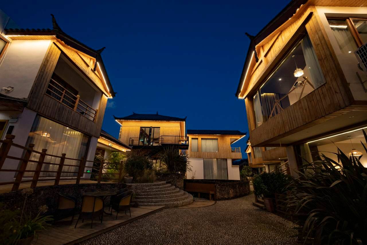 丽江瑞息RIXI•雪山屿|日照金山MountianTrip森系雪山观景香氛酒店图片2