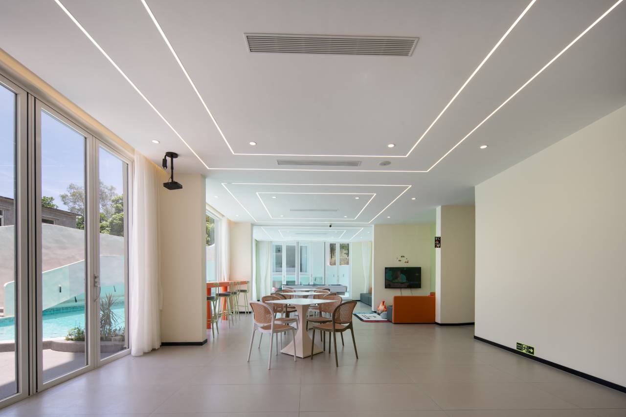 三亚盛歌泳池青旅民宿(亚龙湾森林公园博后村店)图片4