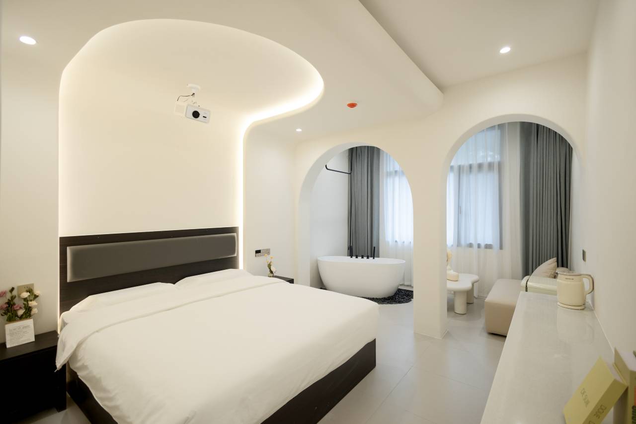 三亚时麦设计酒店(解放路店)图片1