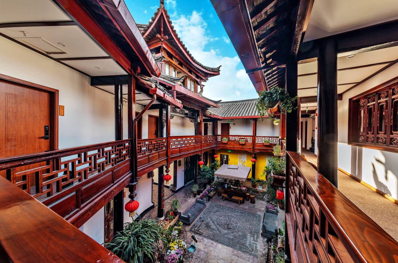 聚和·Holiday丨纳西庭院度假人文美宿(丽江古城木府南门店)图片2