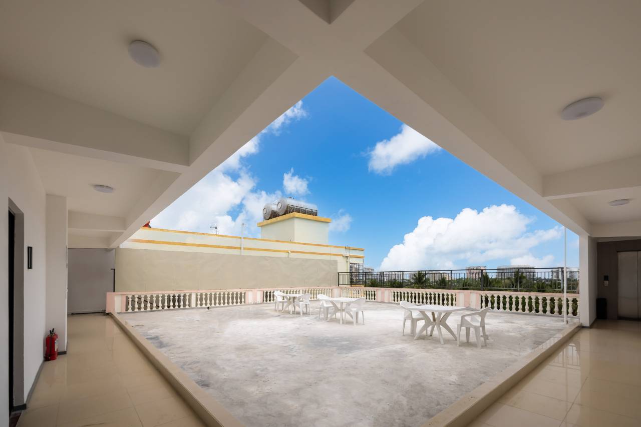 欣泽智能酒店(三亚凤凰国际机场店)图片4