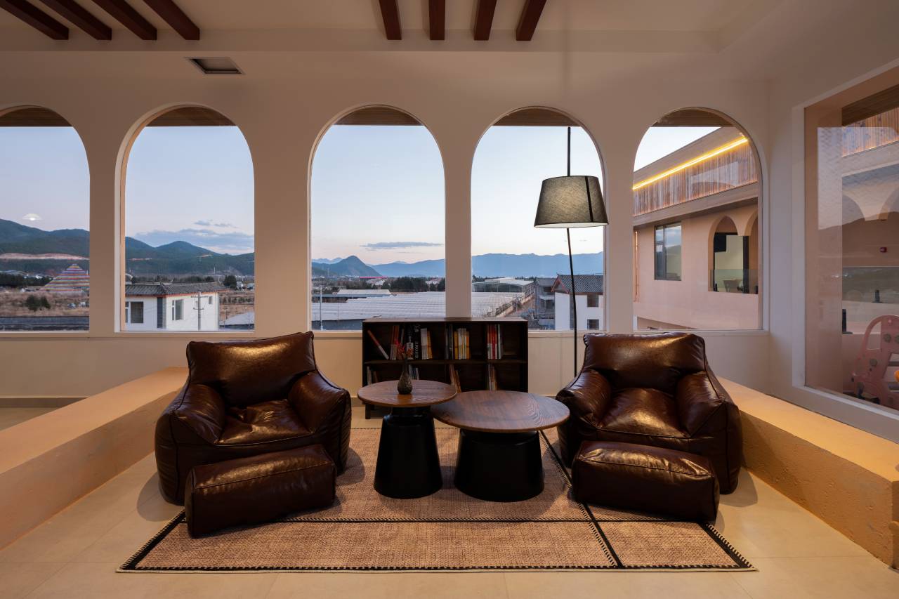 千山暮雪·日照金山｜Tennis Peak野奢庄园(白沙古镇店)图片5